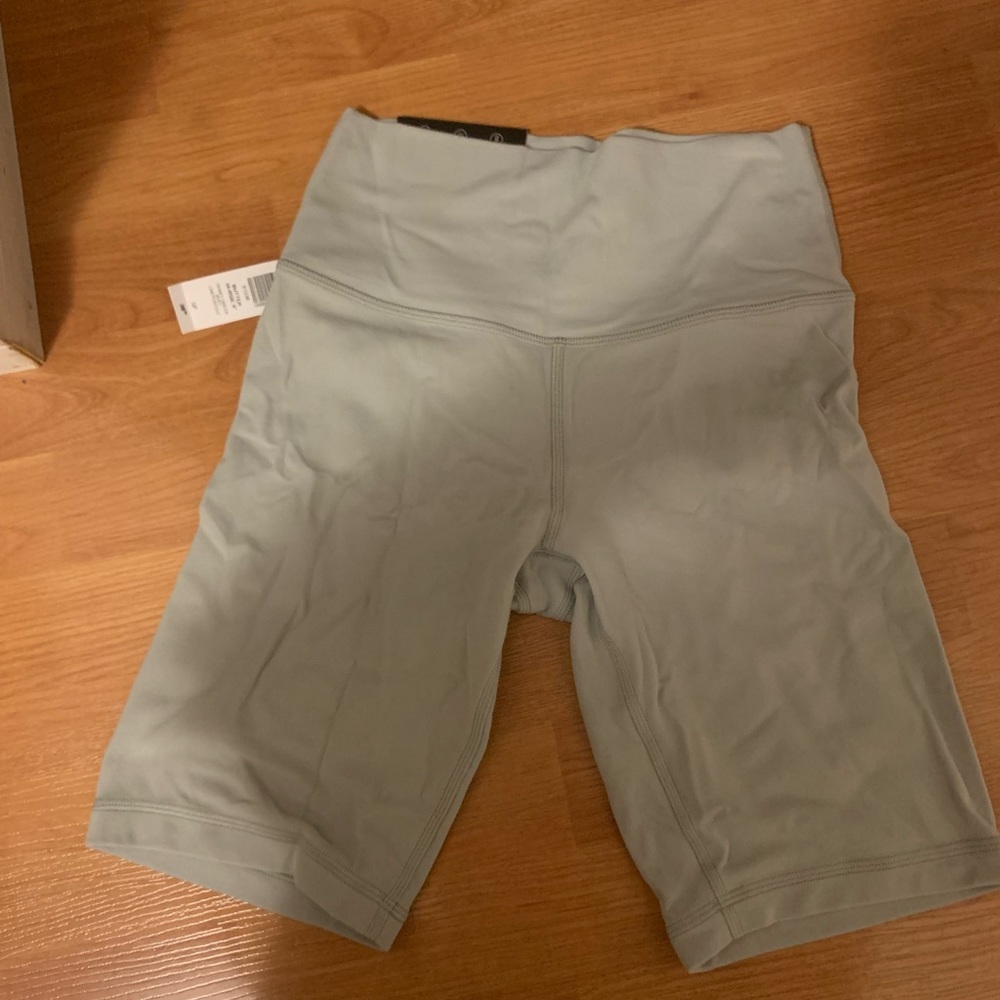 Tna butter biker shorts